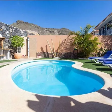 Villa Encanto, Heated And Salt Water Pool, Fast Fiber!!! *